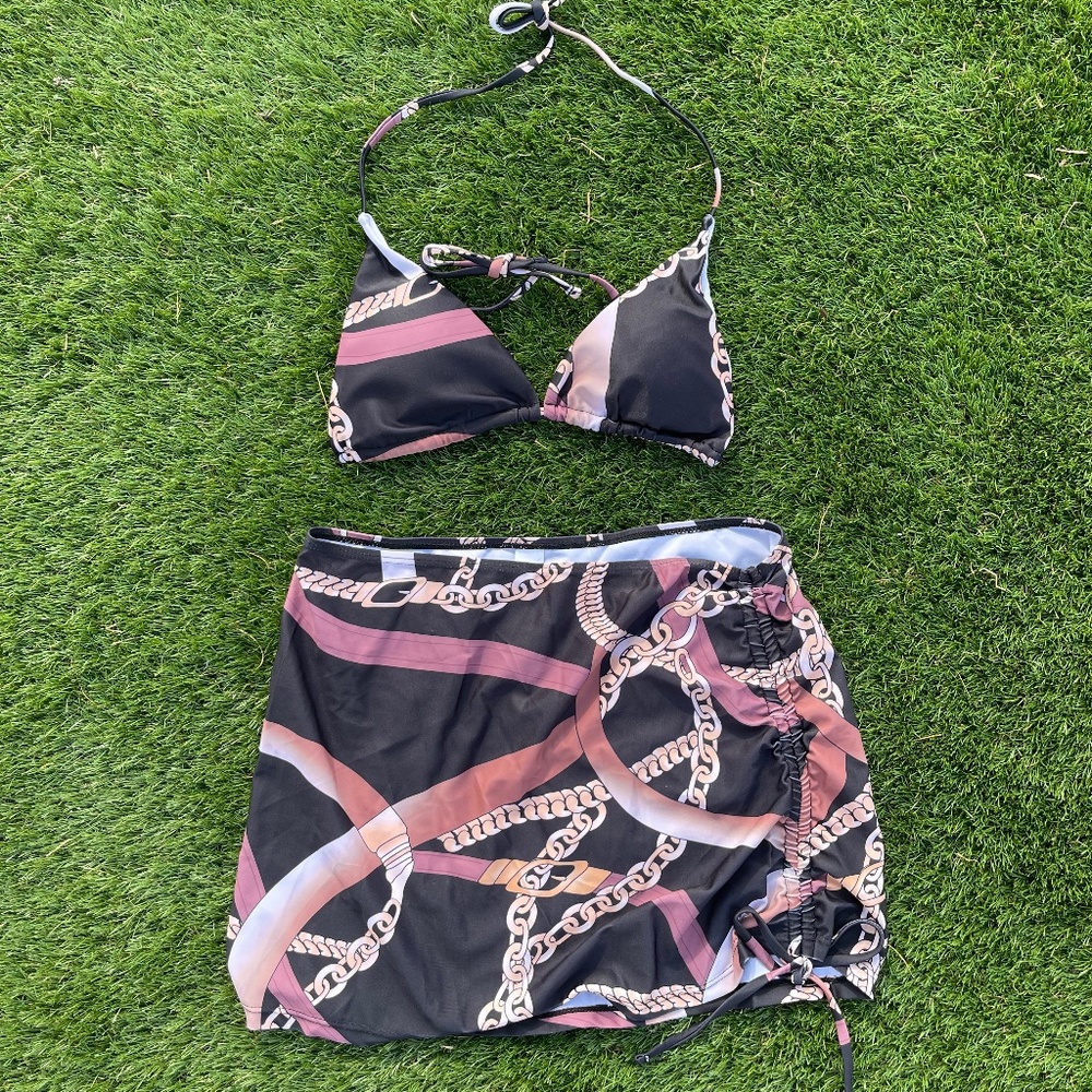 CHICME Channel Style Bikini Set Ladies Size L